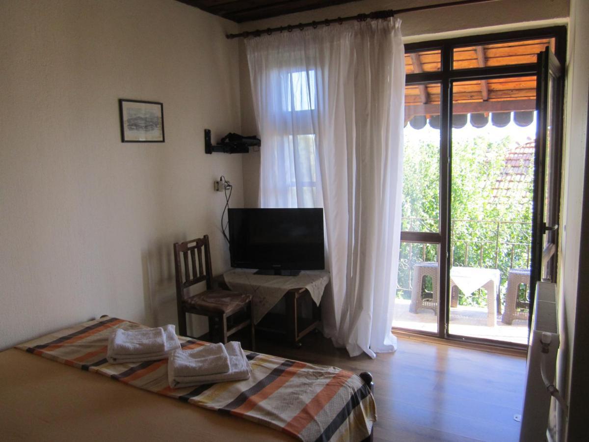 Guest House Popov Marchevo エクステリア 写真