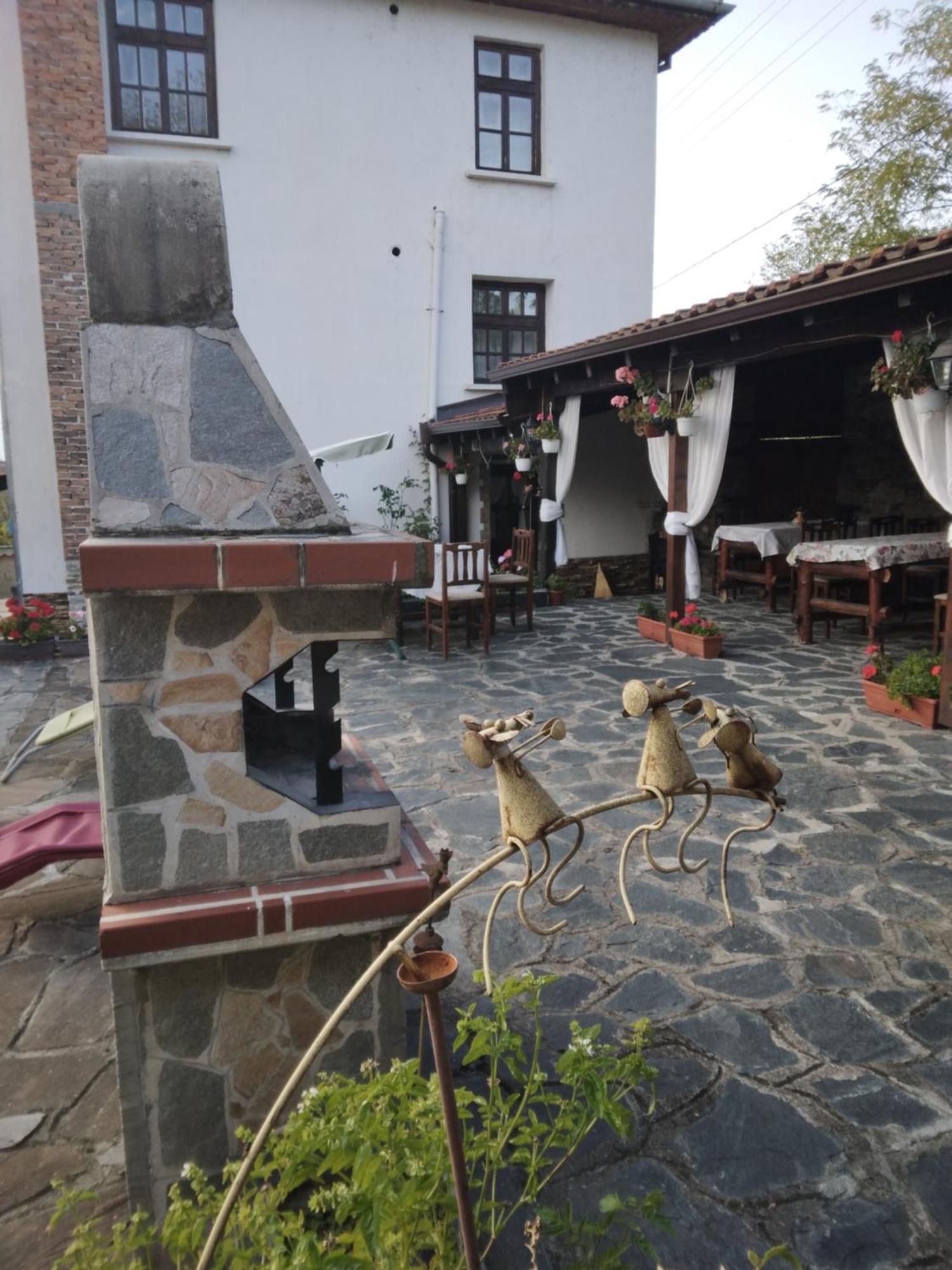 Guest House Popov Marchevo エクステリア 写真